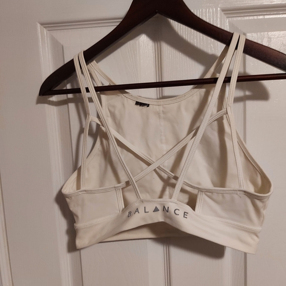 Balance Athletica Unity Sports Bra - Picture 4 of 5